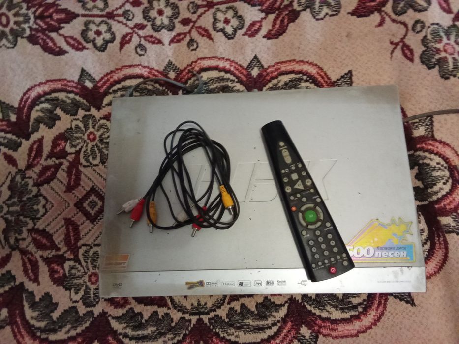 Продам ДВД плеер б/у рабочий