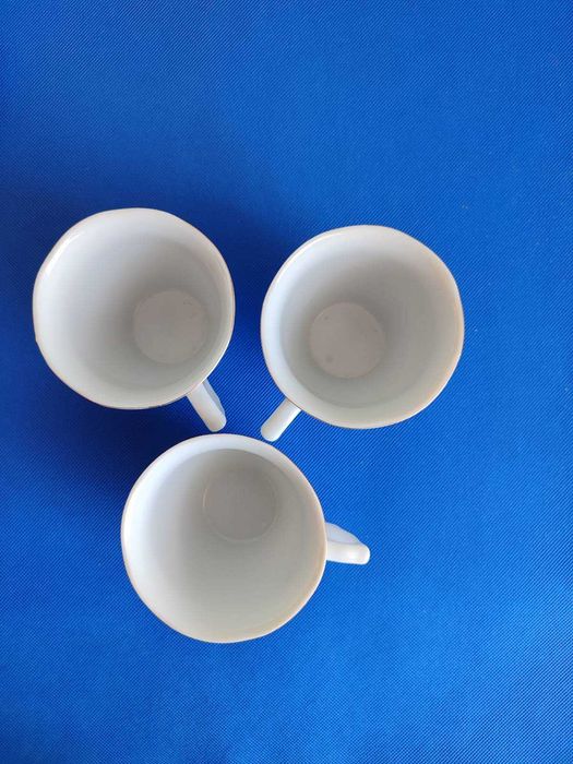 Filiżanki ze spodeczkami talerzyk, 3 kpt., stara porcelana, chińskie