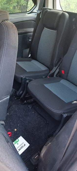 ford galaxi 2013   7місць