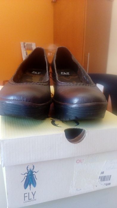 Sapato Fly London