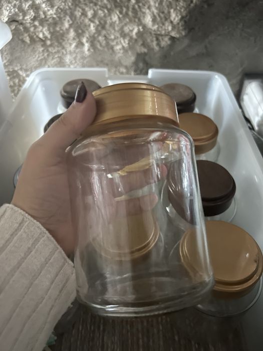 25 large jars64740110096386120