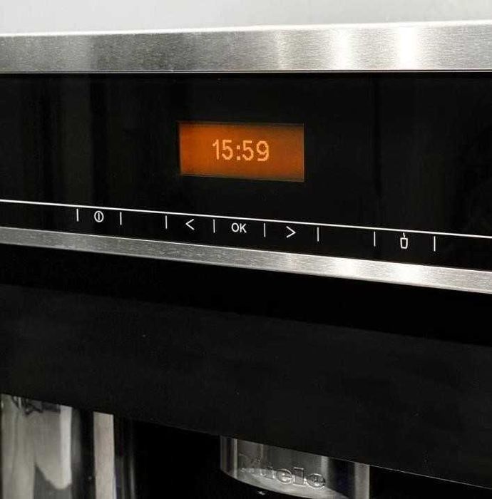 Кавомашина Miele / Миле CVA 5060 / вбуд. сенсор, резервуар