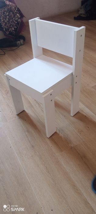 Дитячі стільчики