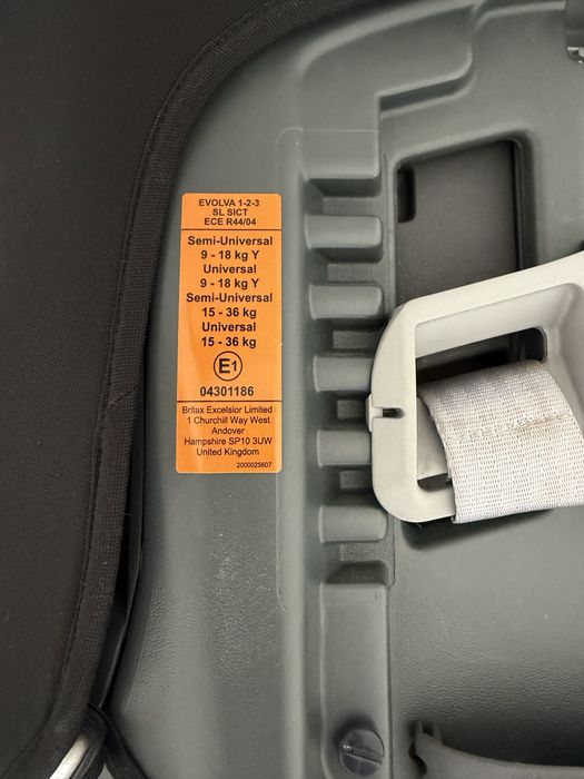 Автокрісло Britax Romer Evolva