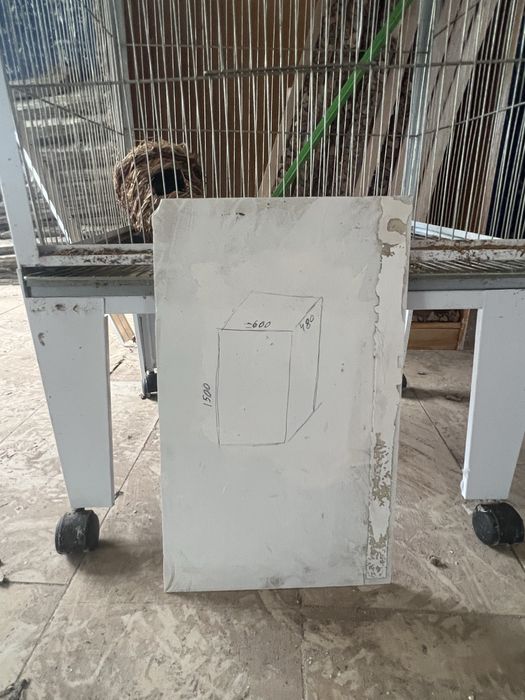 Vendo 2 gaiolas em bom estado completas