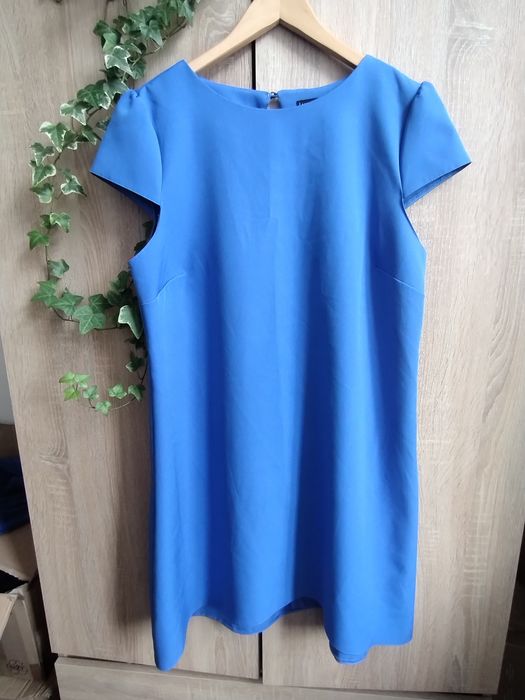 Elegancka chabrowa trapezowa sukienka Uplander / Kobaltowa (Rozmiar 42 / XL)