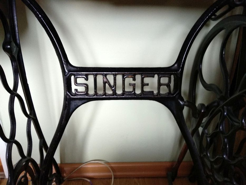 Singer zabytkowa maszyna do szycia kompletna