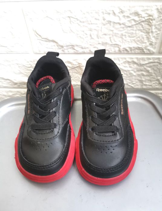 Reebok menino nr 20 - Novas!