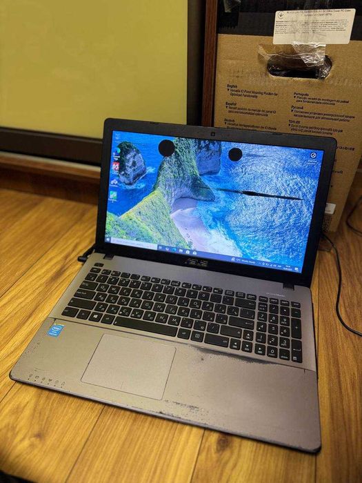 Ноутбук 15.6' Asus X550CA/Pentium 2117u/4GB/HDD 250GB/батарея/зарядка