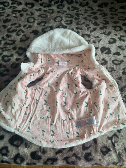 Białe bolerko, bezrękawnik, futerko do chrztu