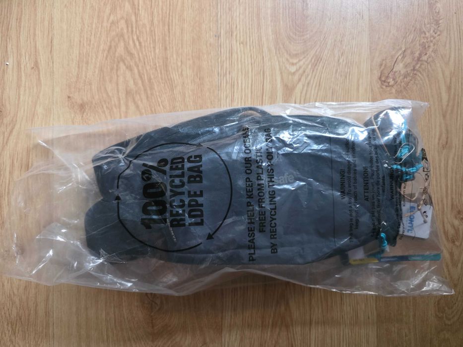 Pacsafe® ECO anti-theft waist pack