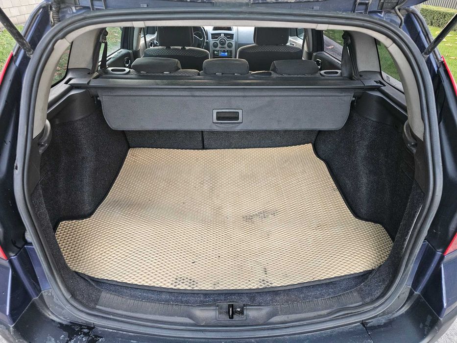 Renault Megane 2004 1.5 dCi MT