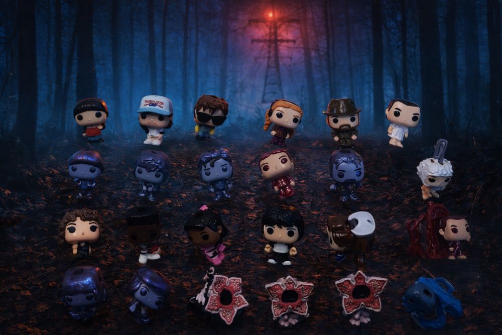 Sprzedam figurkę z serialu Stranger Things Kinder Joy