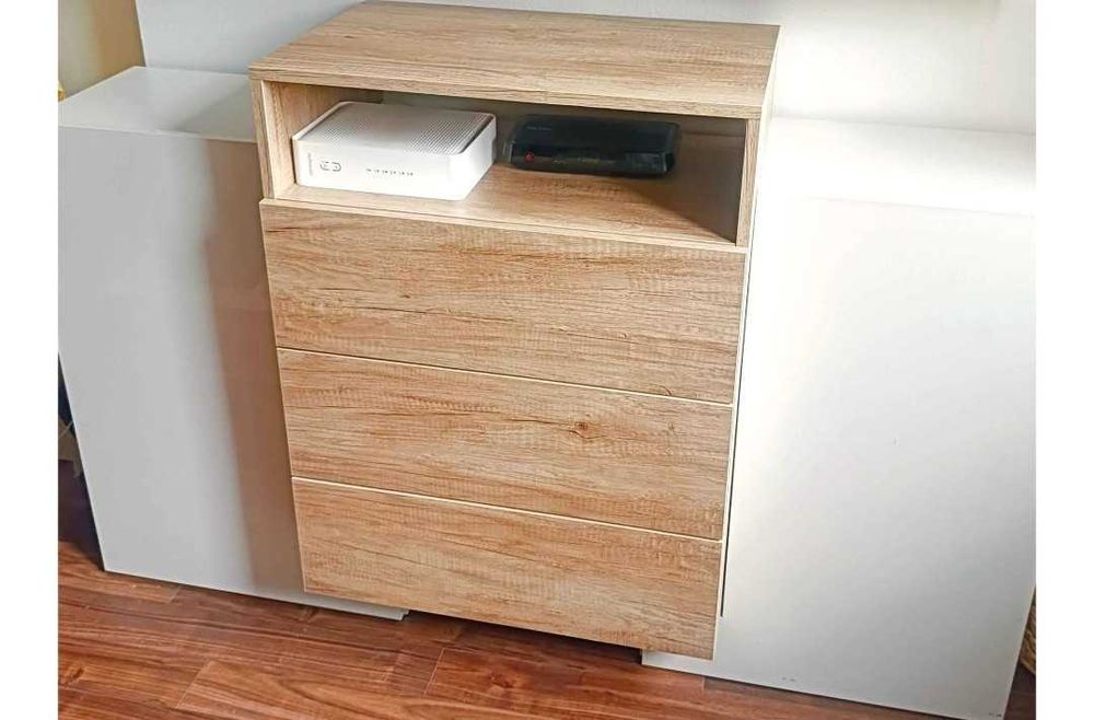 Sprzedam komodę z szufladami