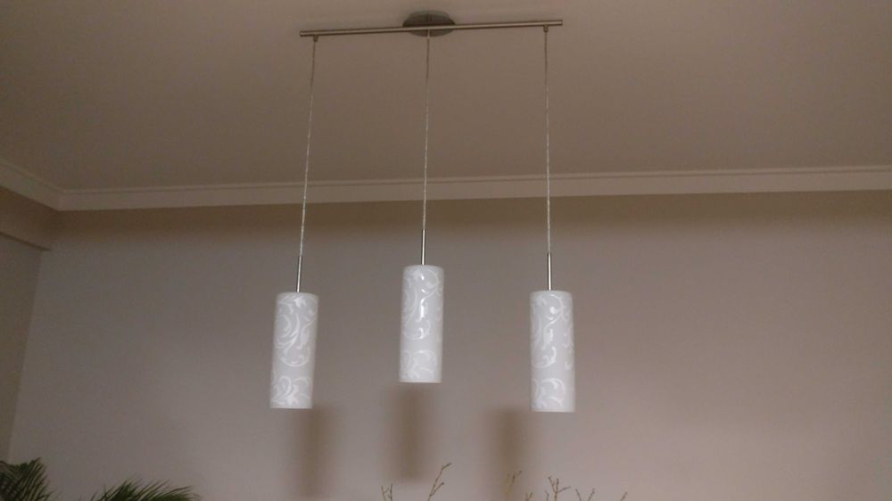 Candeeiro suspenso de sala em vidro