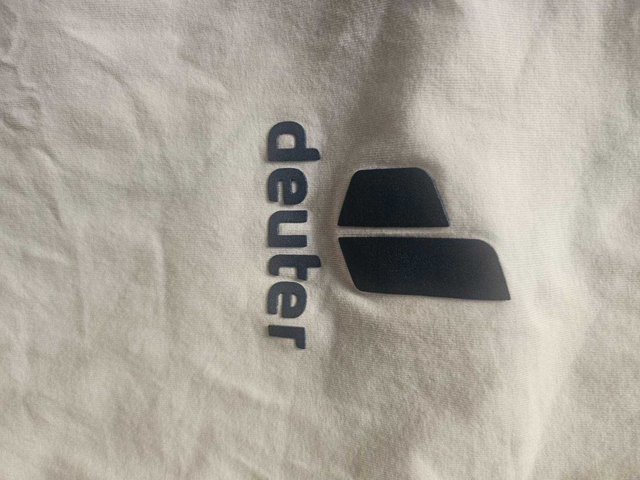 DEUTER M футболка біла нова Об'ємне лого