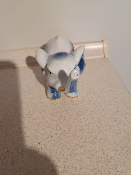 Słonik porcelanowy