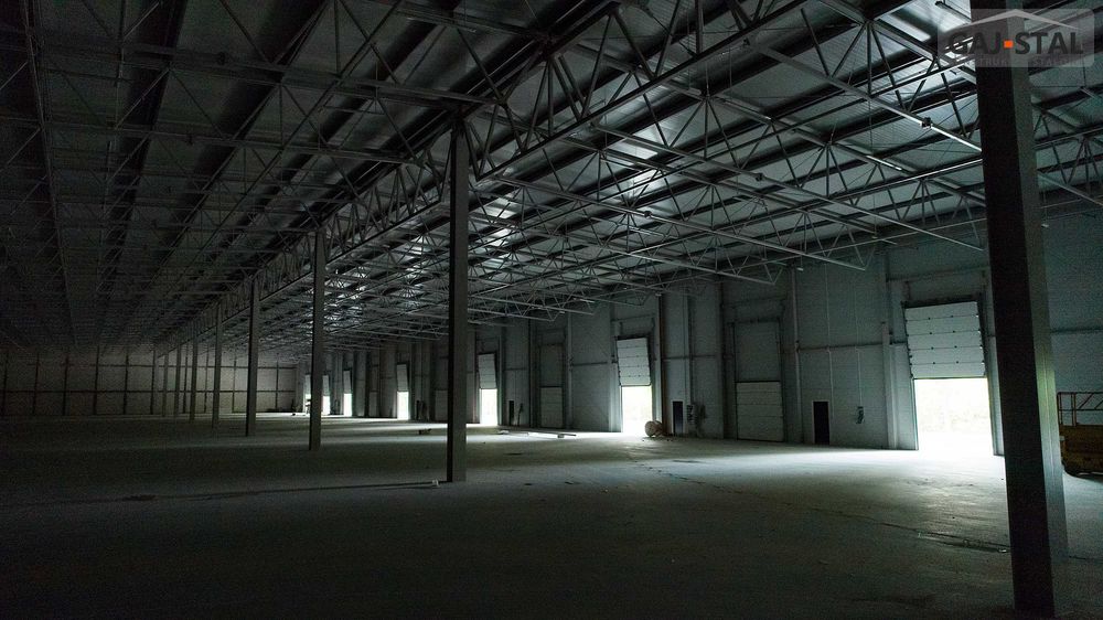 Magazyn logistyczny przeładunkowy 5000 m2 budowa
