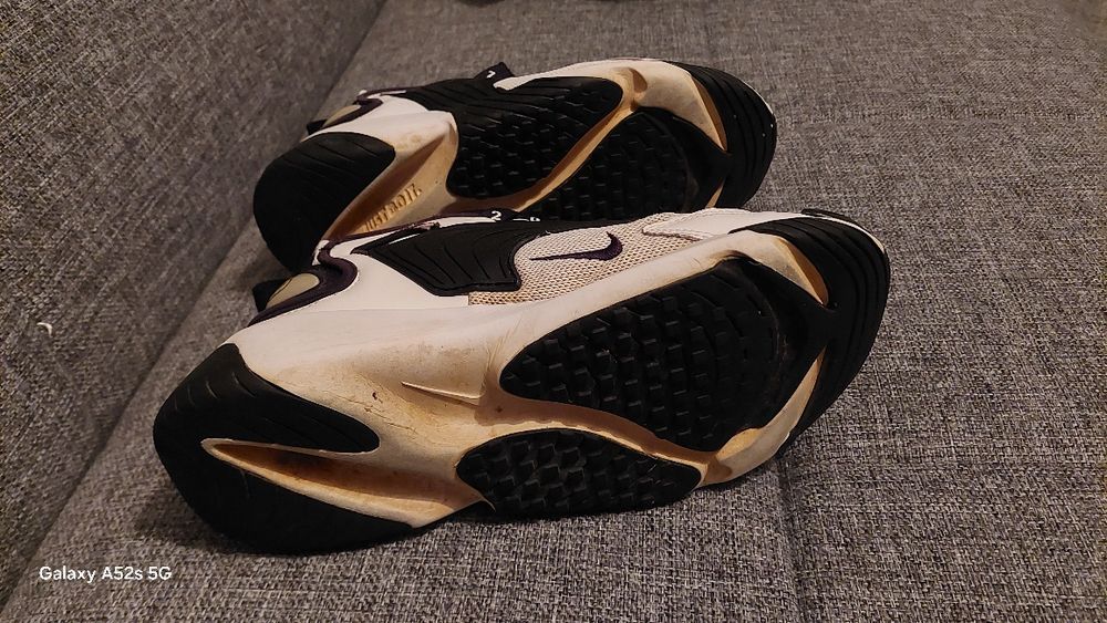 Nike Sneakers496197980160020482