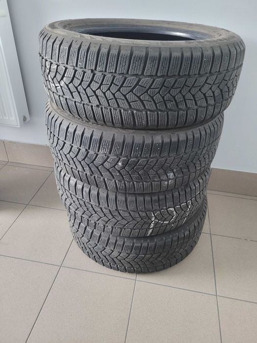 Opony zimowe komplet