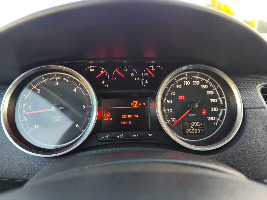Peugeot 508 SW 1.6 HDi de 2011