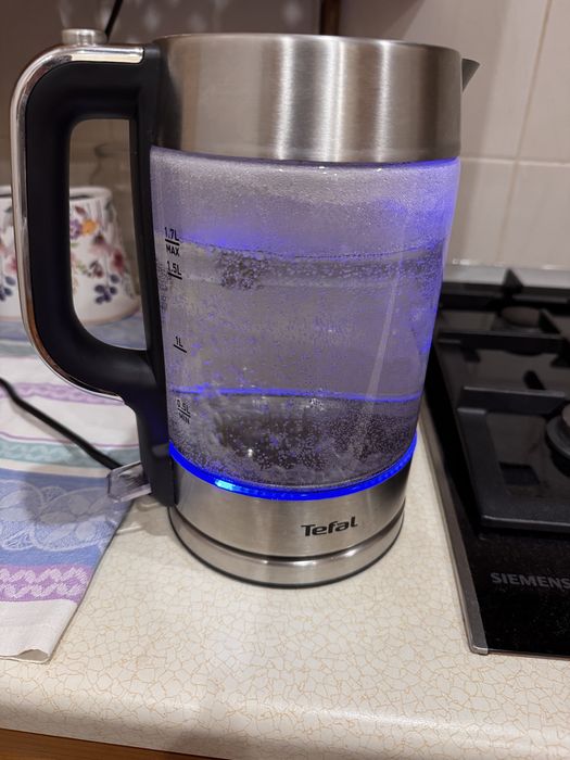 Електрочайник Tefal