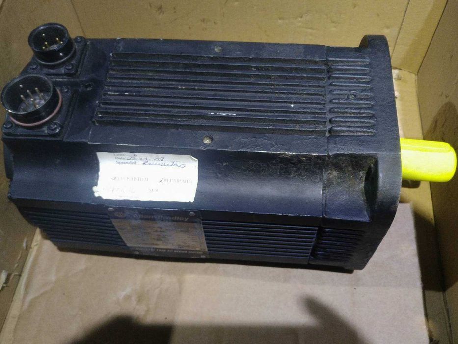 Allen Bradley 2,44kw  1326AB-B515E-21  AC servomotor