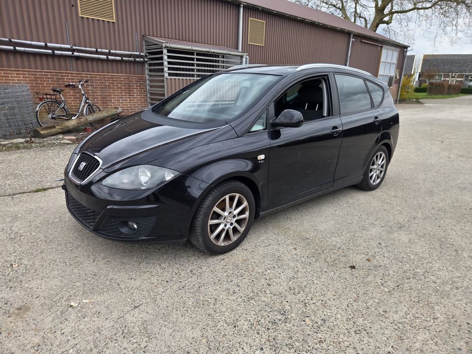 Seat.  Altea  XL