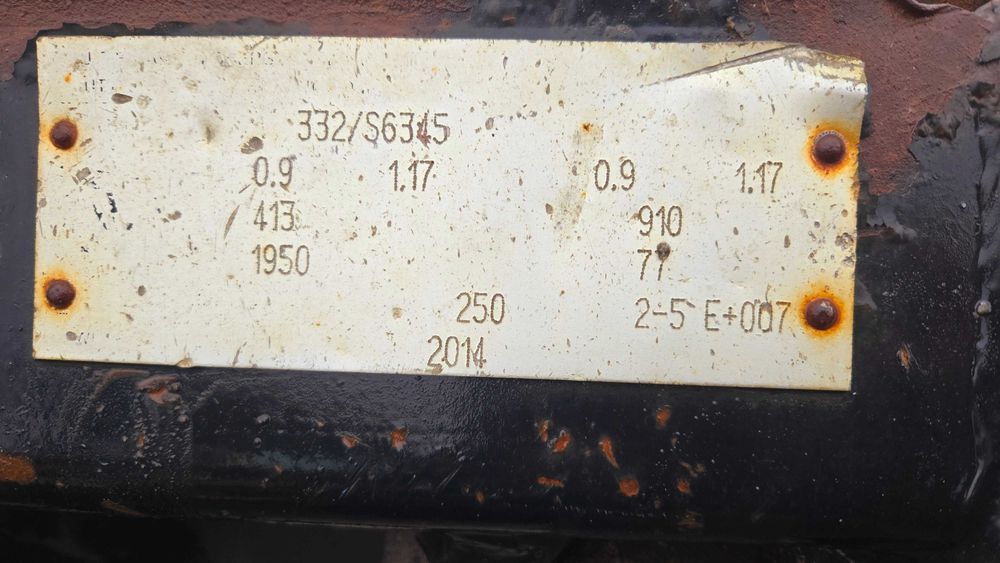 Фронтальний навантажувач jcb