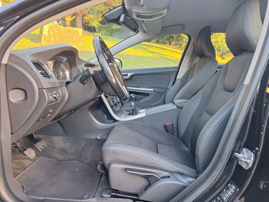 Volvo V60 1.6d D2 foto 5