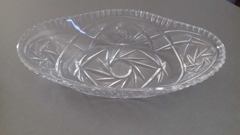 Kryształ podłużna miseczka