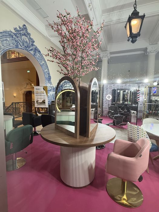 Bancadas cadeiras cabeleireiro barbeiro