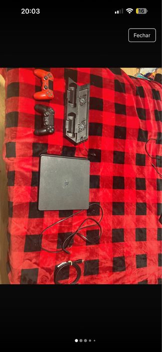 Playstation 4 (com extras)