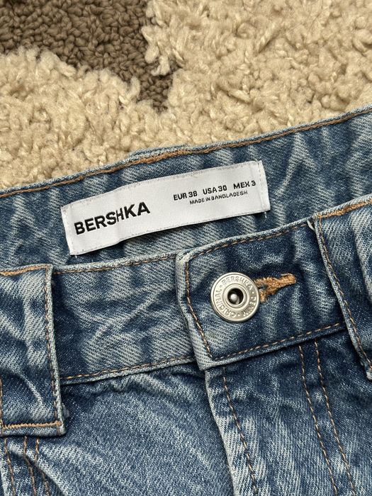 Джинси широкі Bershka
