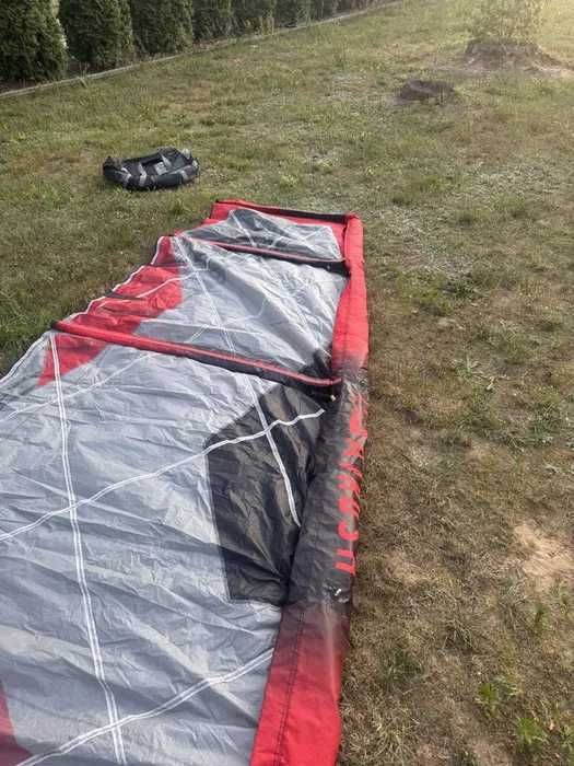 Latawiec airush razor team 11m