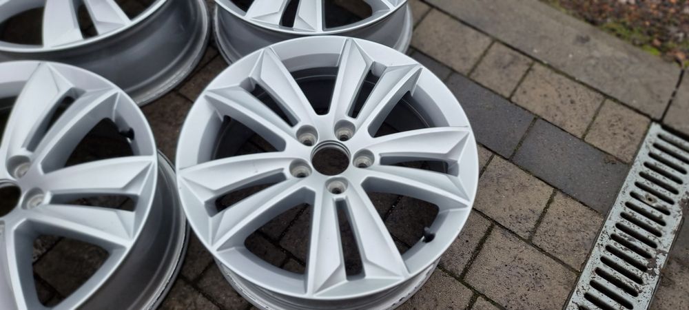 Felgi 17" Aluminiowe Volvo S60 V60 oryginał