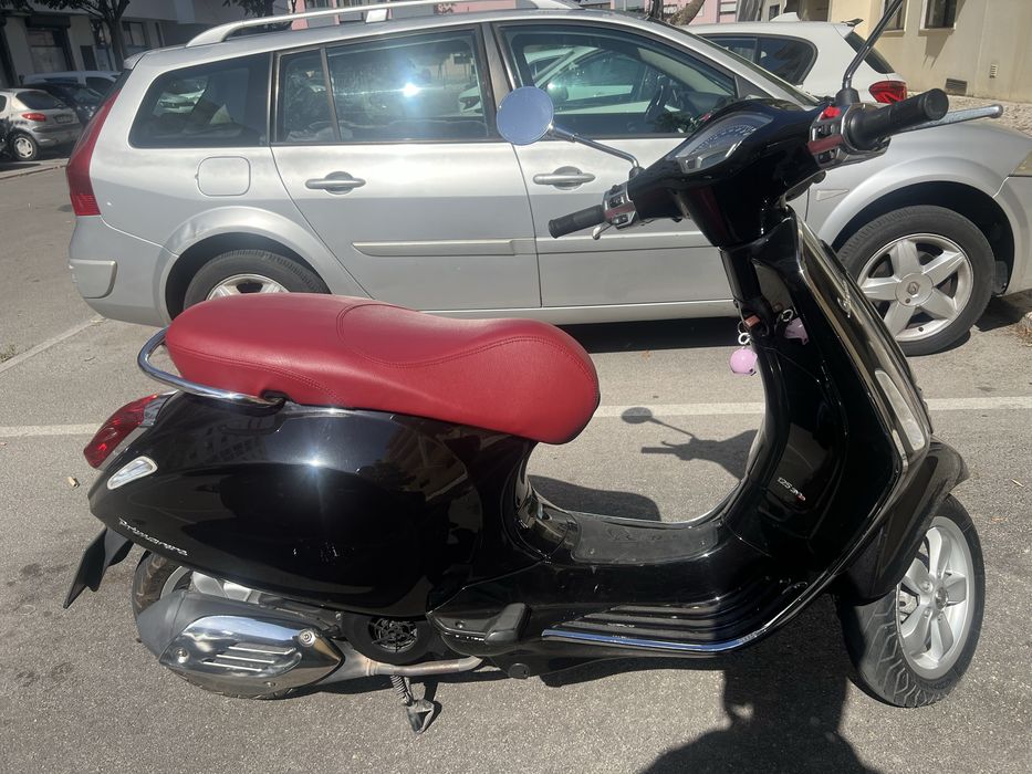 Vespa primavera 125