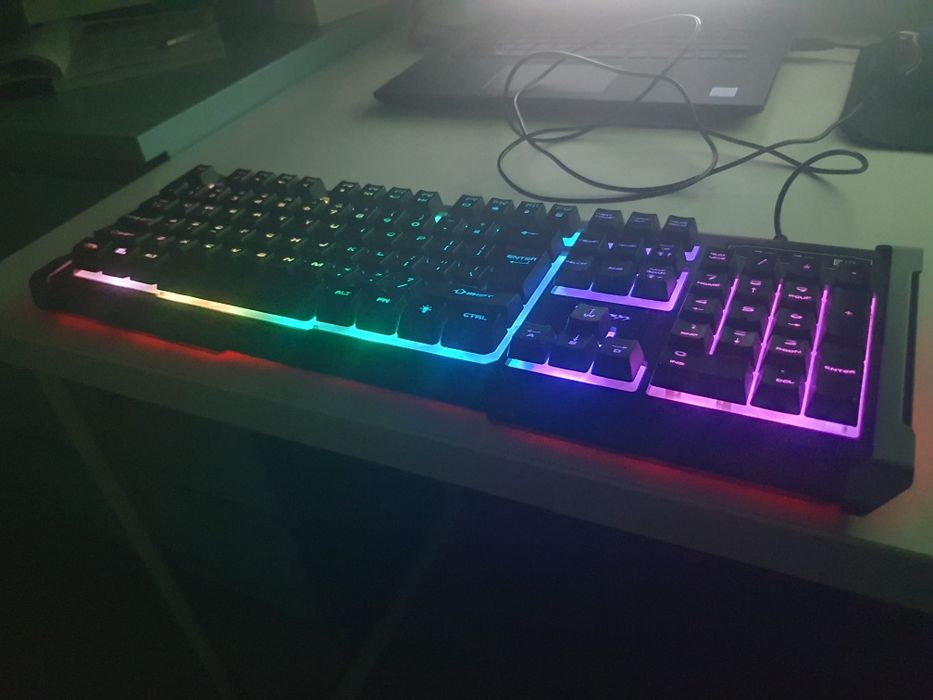 Klawiatura genesis gamingowa