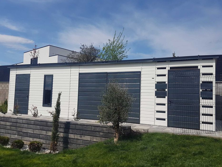 Domek ogrodowy 8×4 m + wiatka + Okno premium + Drzwi – biały/grafit