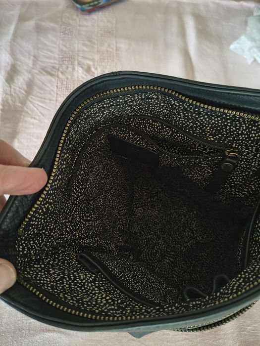 Torebka skórzana firmy FAT Face