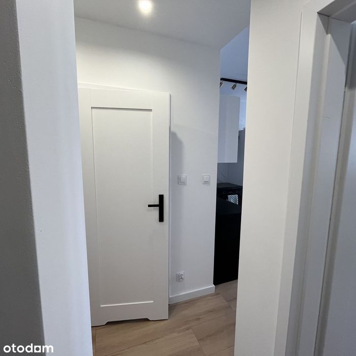 Mieszkanie 3-pokojowe w Gdyni -balkon, parking , winda.