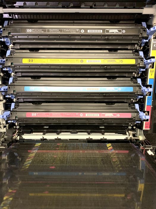 Кольоровий лазерний прінтер з малим пробігом HP LaserJet 1600