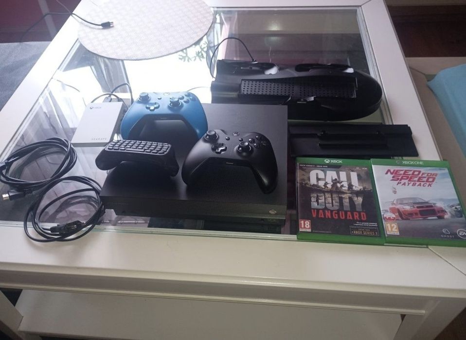Xbox One X 1TB Edition Project Scorpio