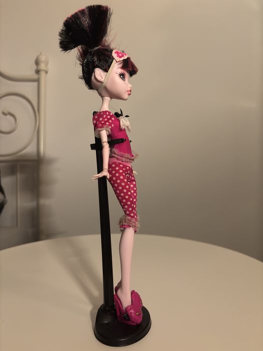 Monster High Draculaura Dead Tired