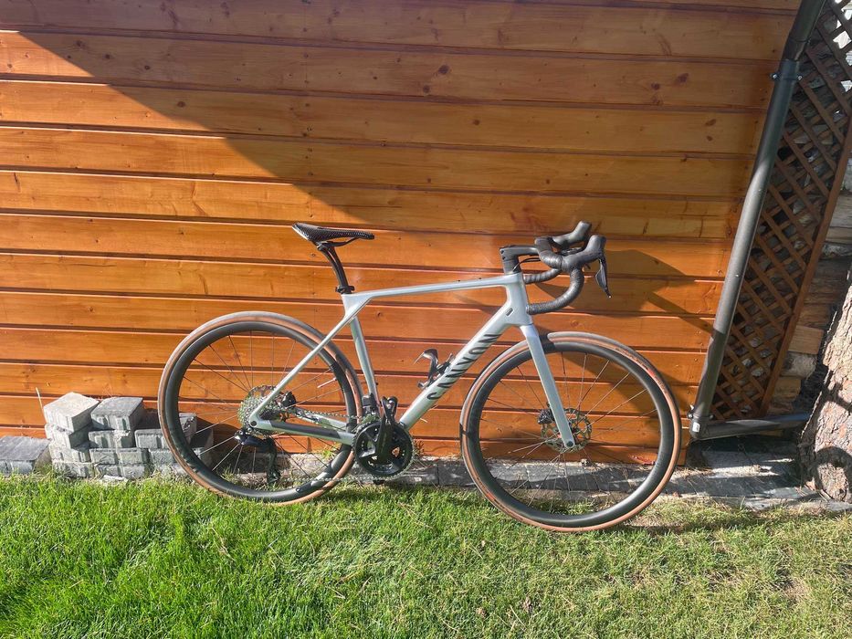 Canyon Endurace CF7 105 Di2 + koła karbonowe rozm M