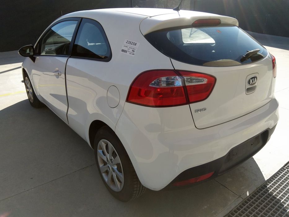 KIA RIO III - 2013 - Para Peças