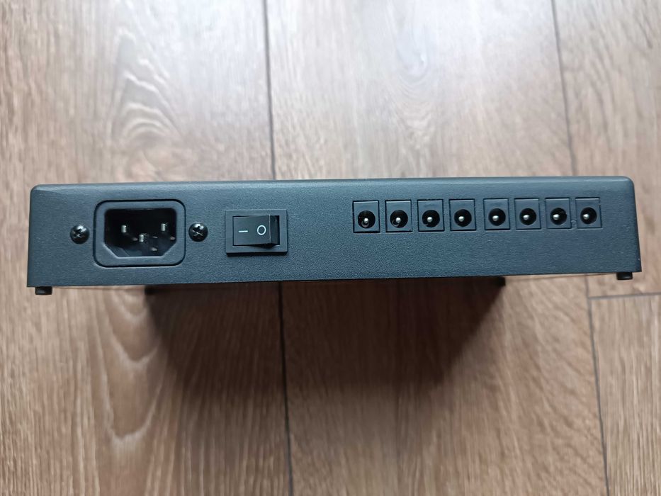 Foxgear Powerhouse 6000 zasilacz do efektów gitarowych