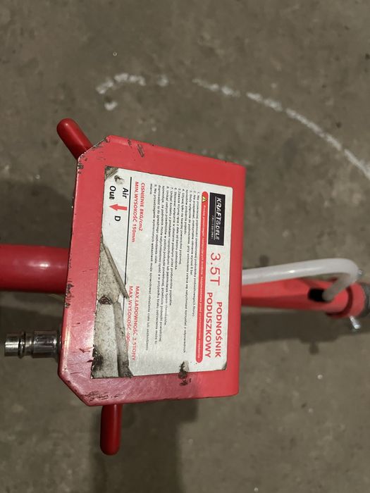 Продам домкрат Kraft/Dele 3,5т