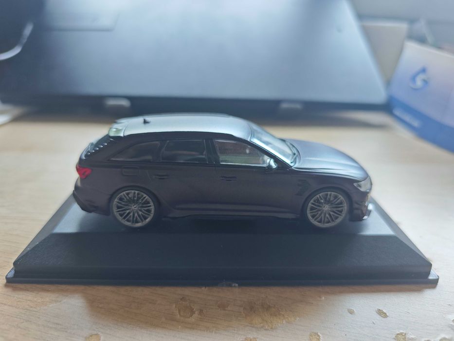 Miniatura Audi RS6 R by ABT