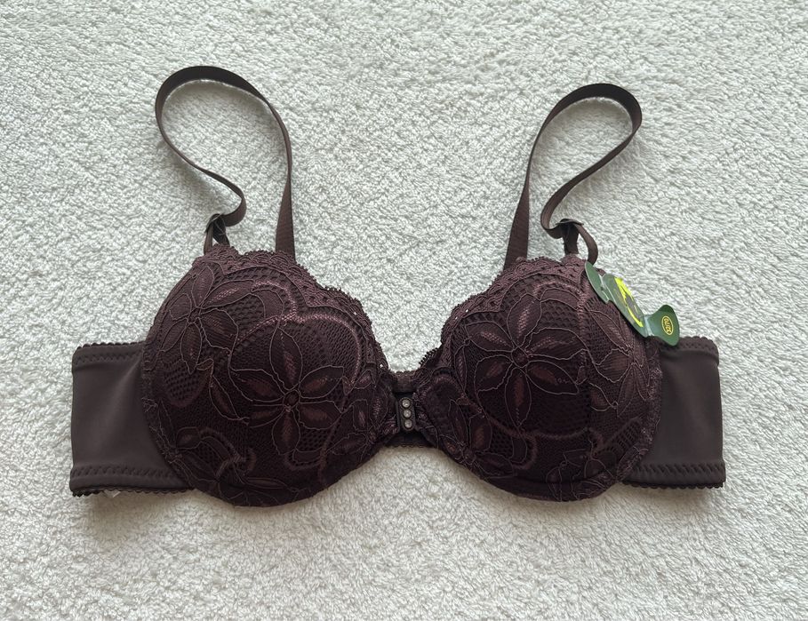 NOWY biustonosz młodzieżowy  na A